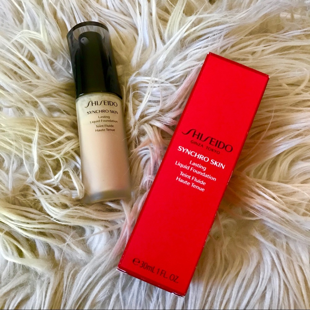 NEW Shiseido Synchro Skin Foundation Golden 03
